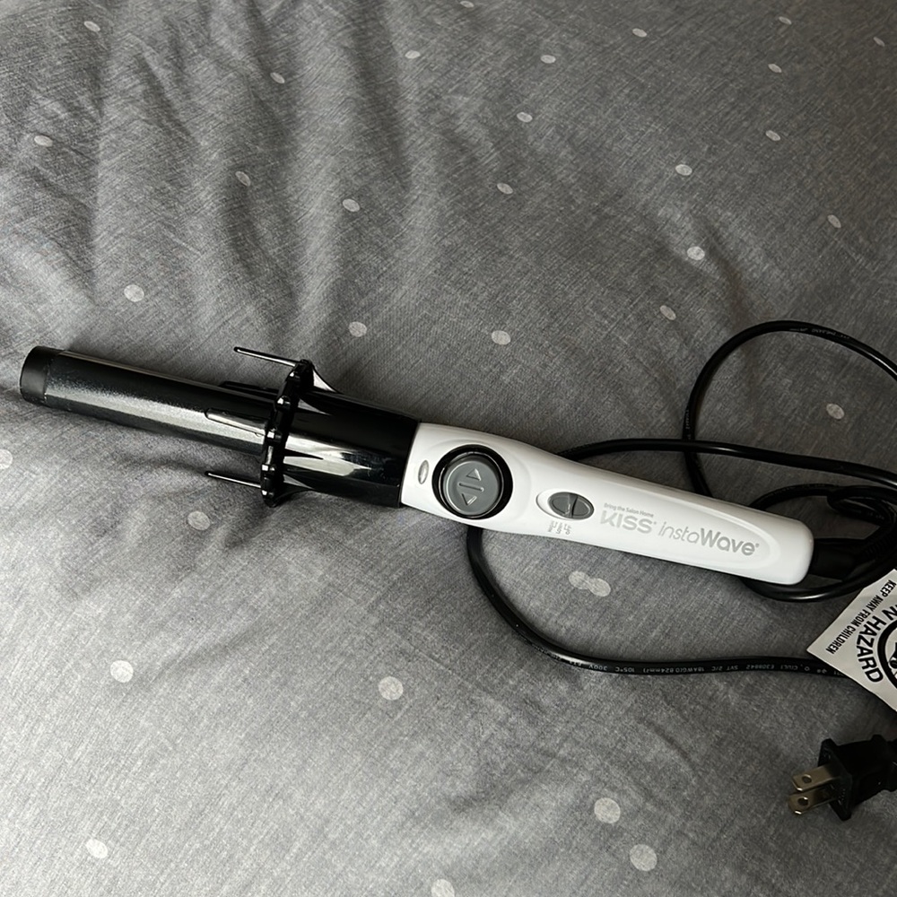 Insta Wave by Kiss hair waver